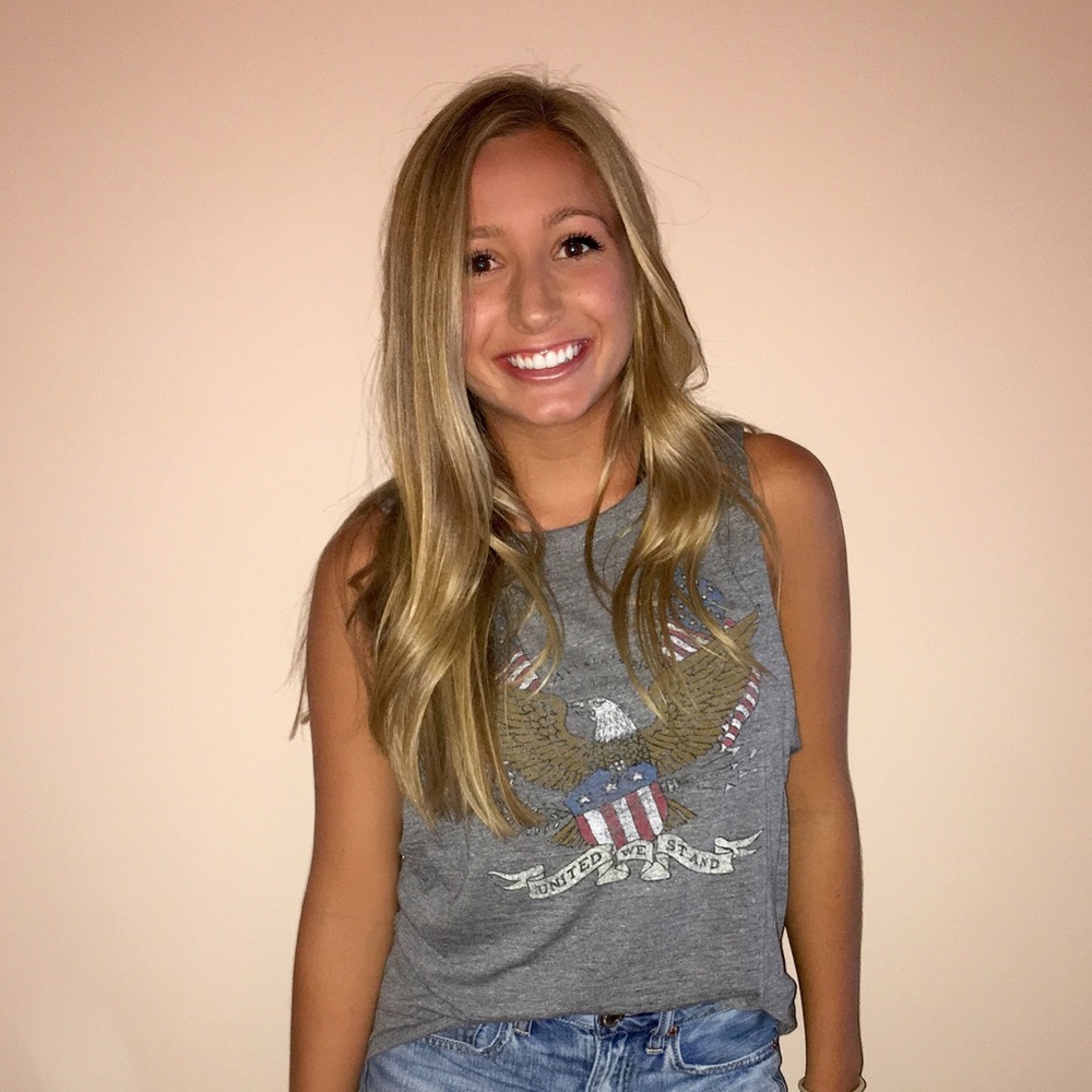 Meet your Posher, Lexi